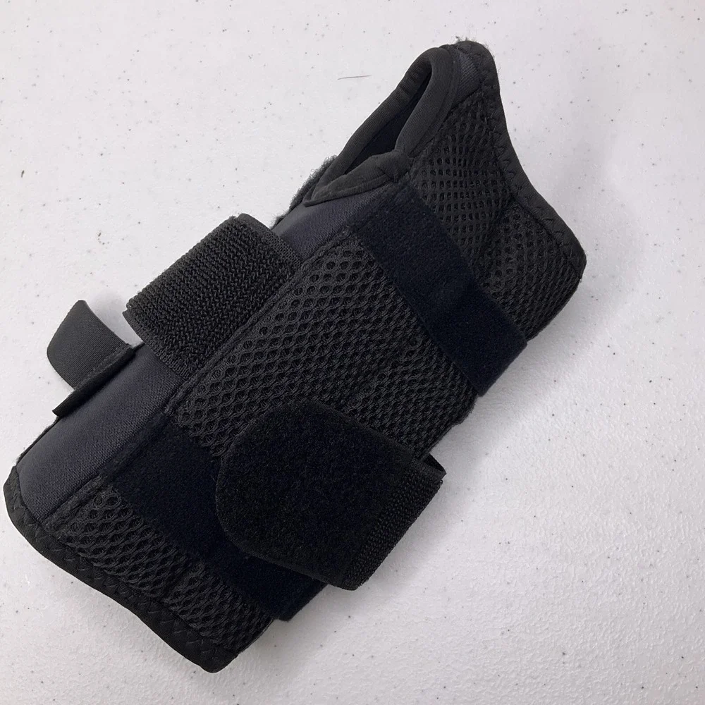 Carpal Tunnel Left Hand Wrist Splint Brace Unisex L XL‎ Black Adjustable Support